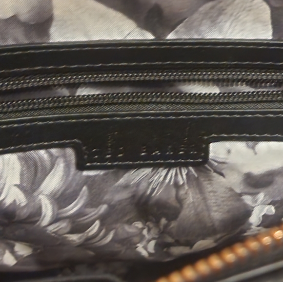 Ted BakerWomens Black Hollie Loop Bow Leather Tote Bag and wallet purse - Picture 5 of 11